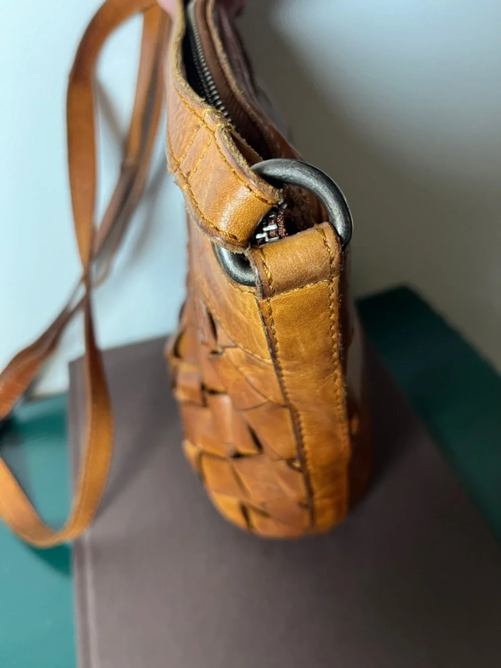 Vilenca Brown Buttery Soft Genuine Leather Basket Weave Crossbody Bag Holland - Picture 6 of 12